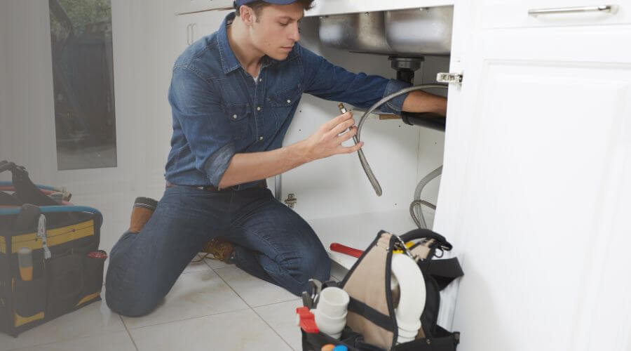Local annual plumbing maintenance in Melvin, IL